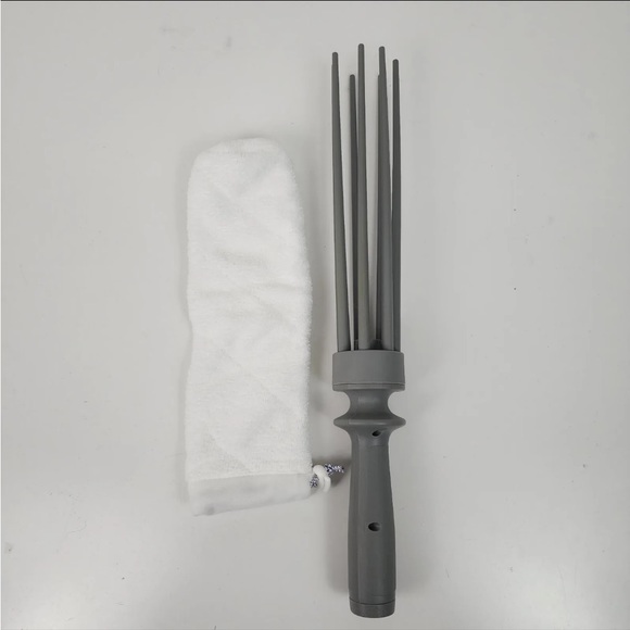 Shark Portable Steam Pocket Cylinder Cleaning Tool (includes 3 pads) - Picture 2 of 5